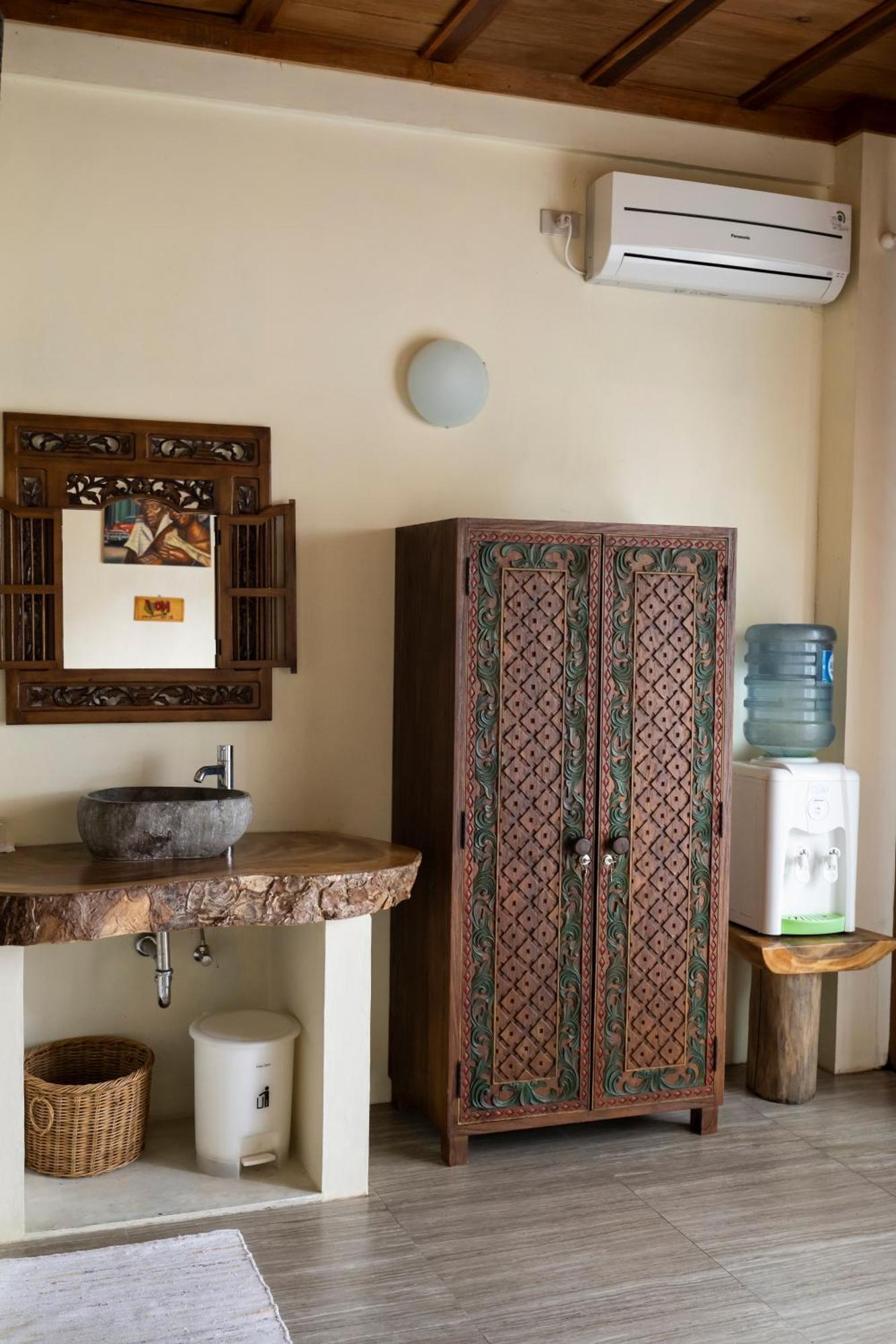 Casa Nemo Beach Resort & Spa Sabang  Εξωτερικό φωτογραφία