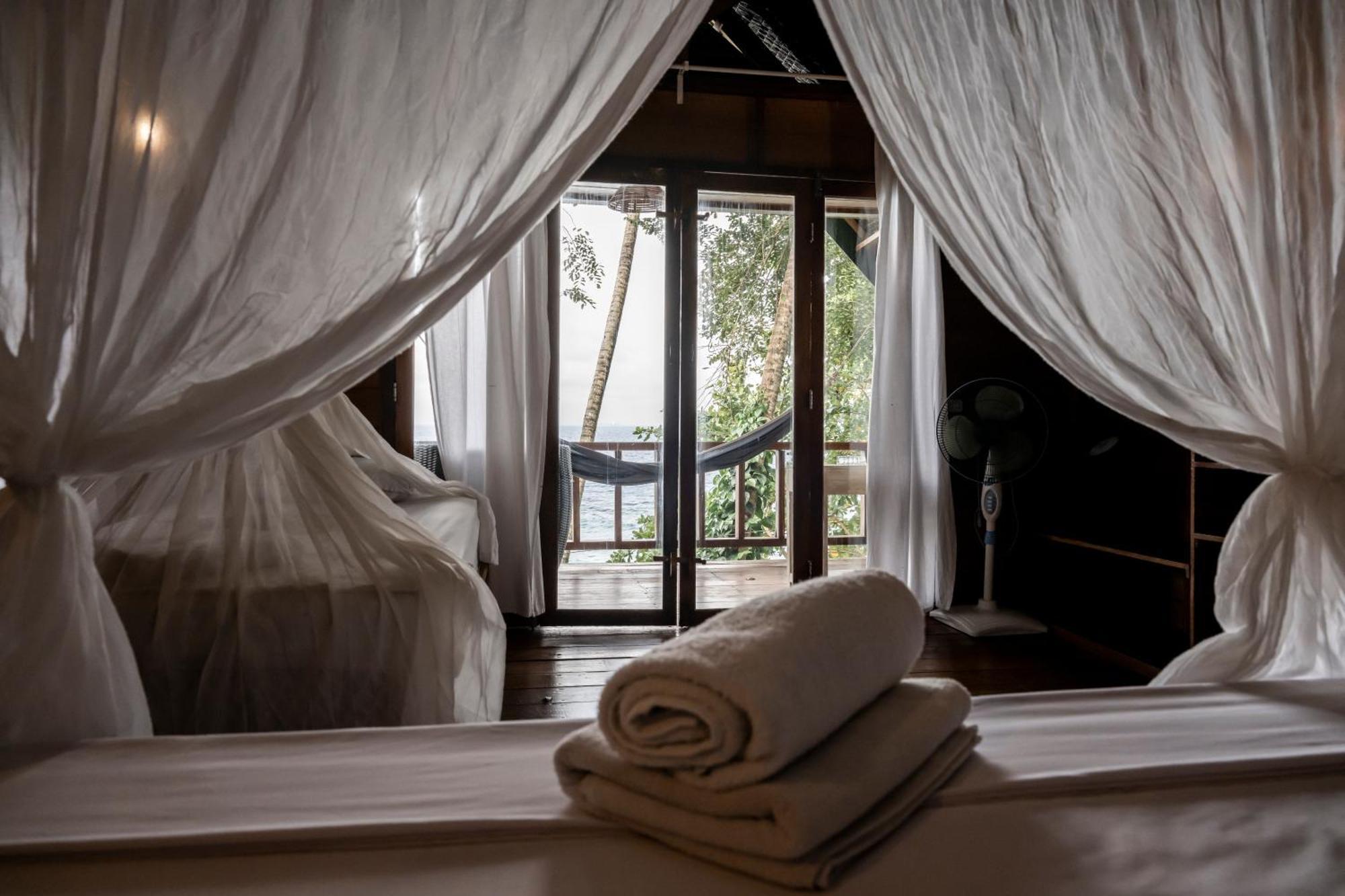 Casa Nemo Beach Resort & Spa Sabang  Εξωτερικό φωτογραφία